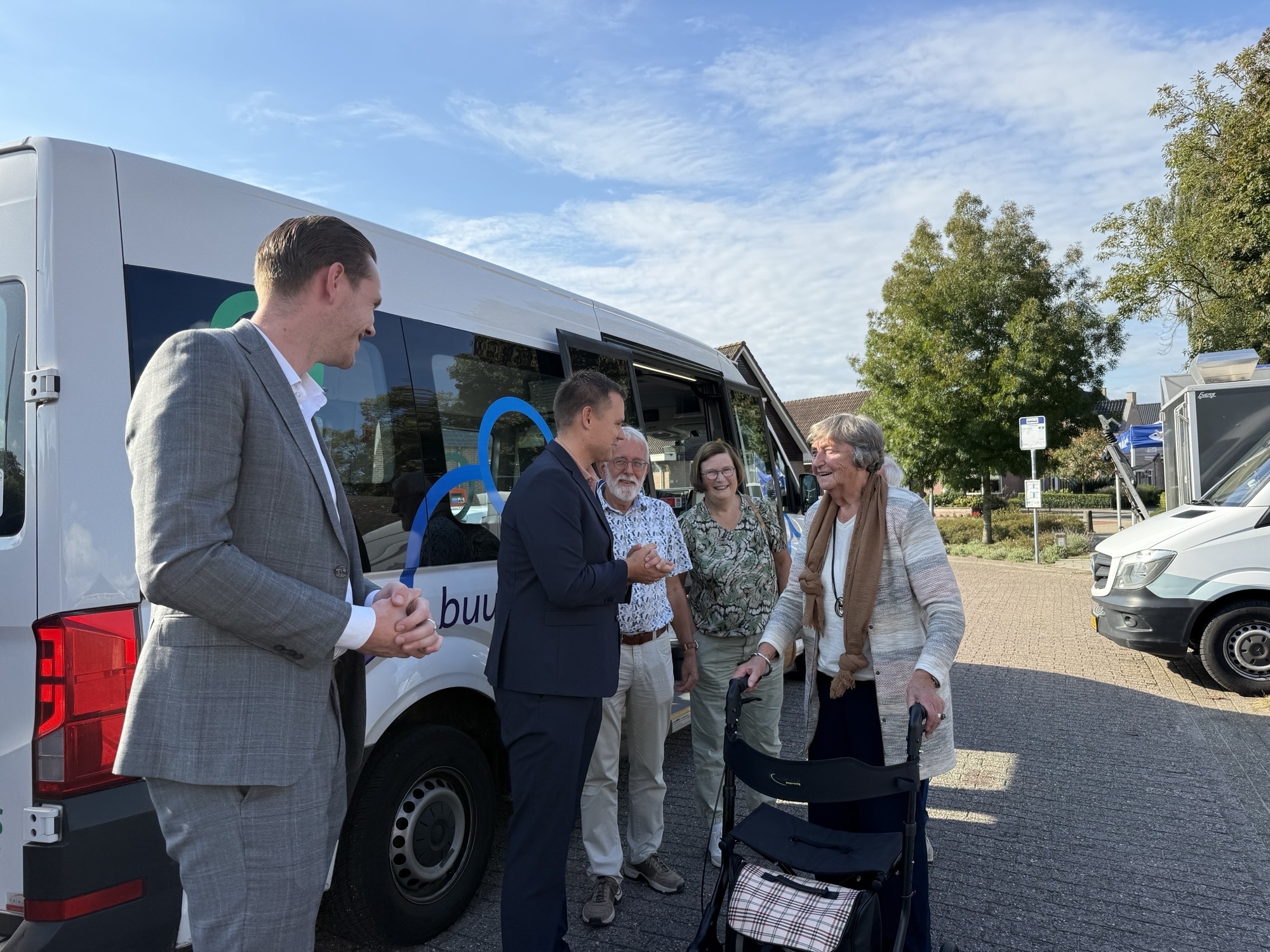 20260915  Buurtbus 300 000 bezoekers