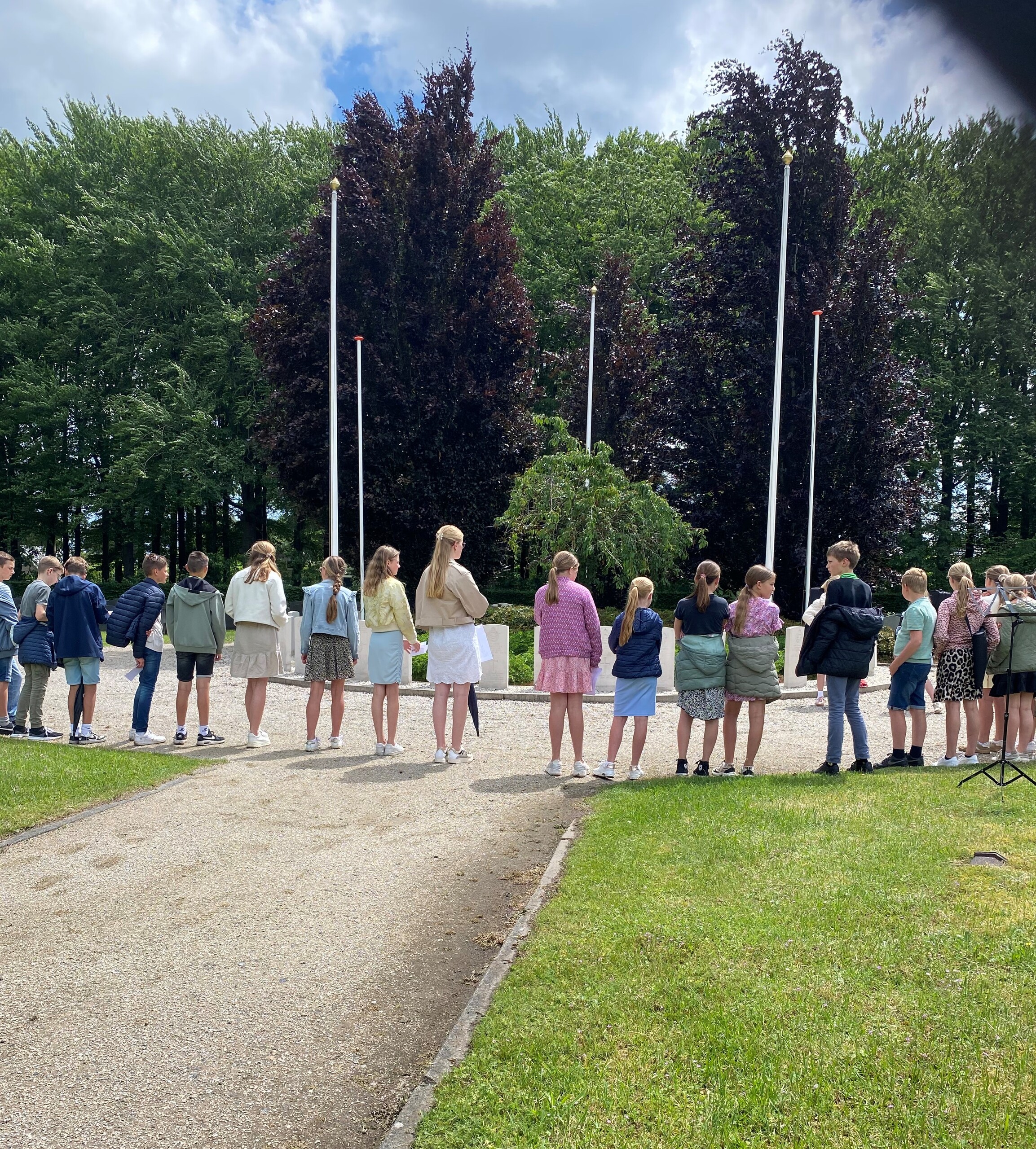 20260609 oorlogsgraven eben haezer (1)