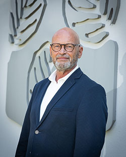 Portretfoto gemeentesecretaris Pieter Lensselink (2026)