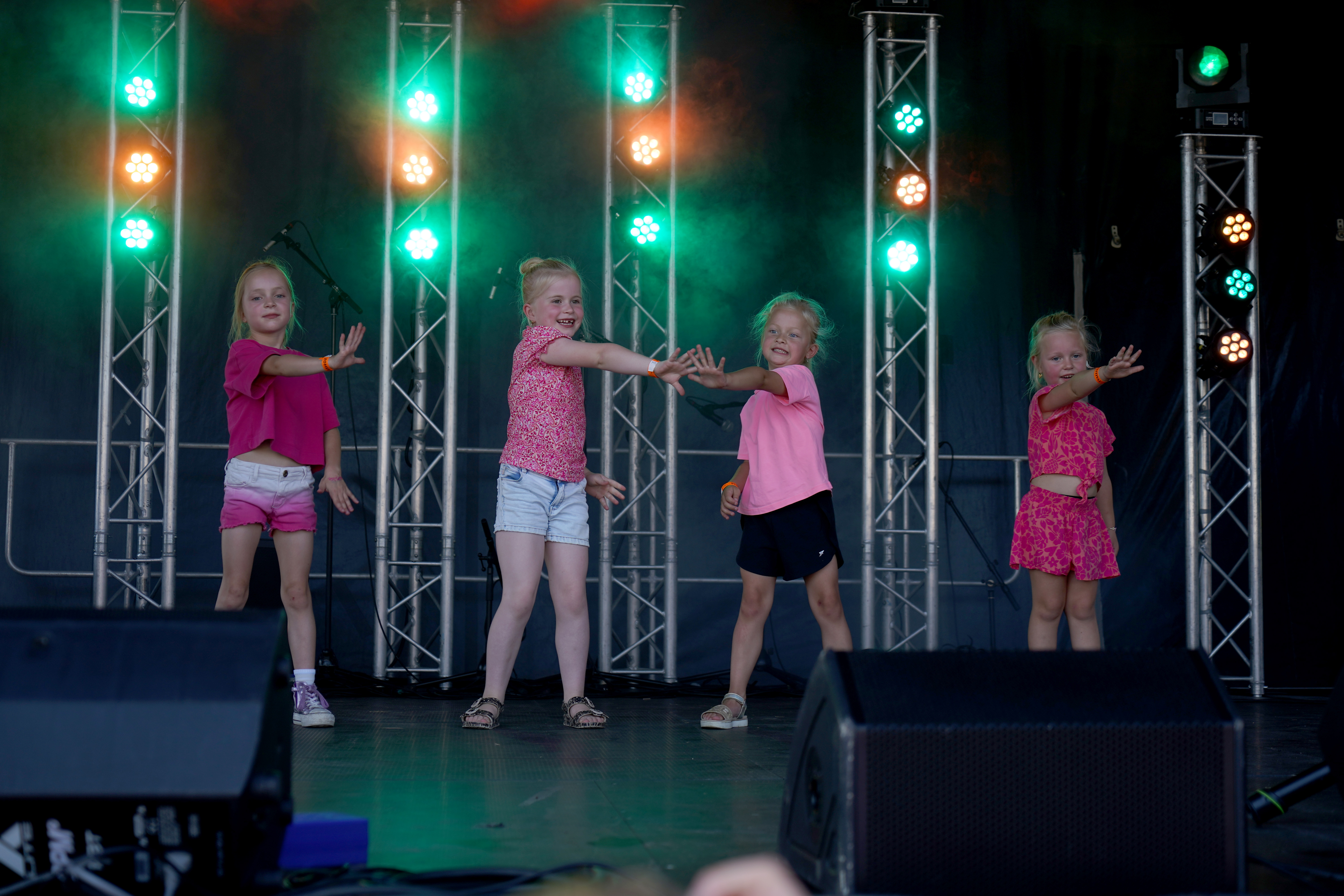 JAA02008